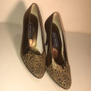 Vintage Stuart Weitzman W/Bronze Lace/Rhinestone